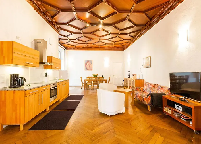 Aptc Downtown Monument4Rent Near Checkpoint Charlie