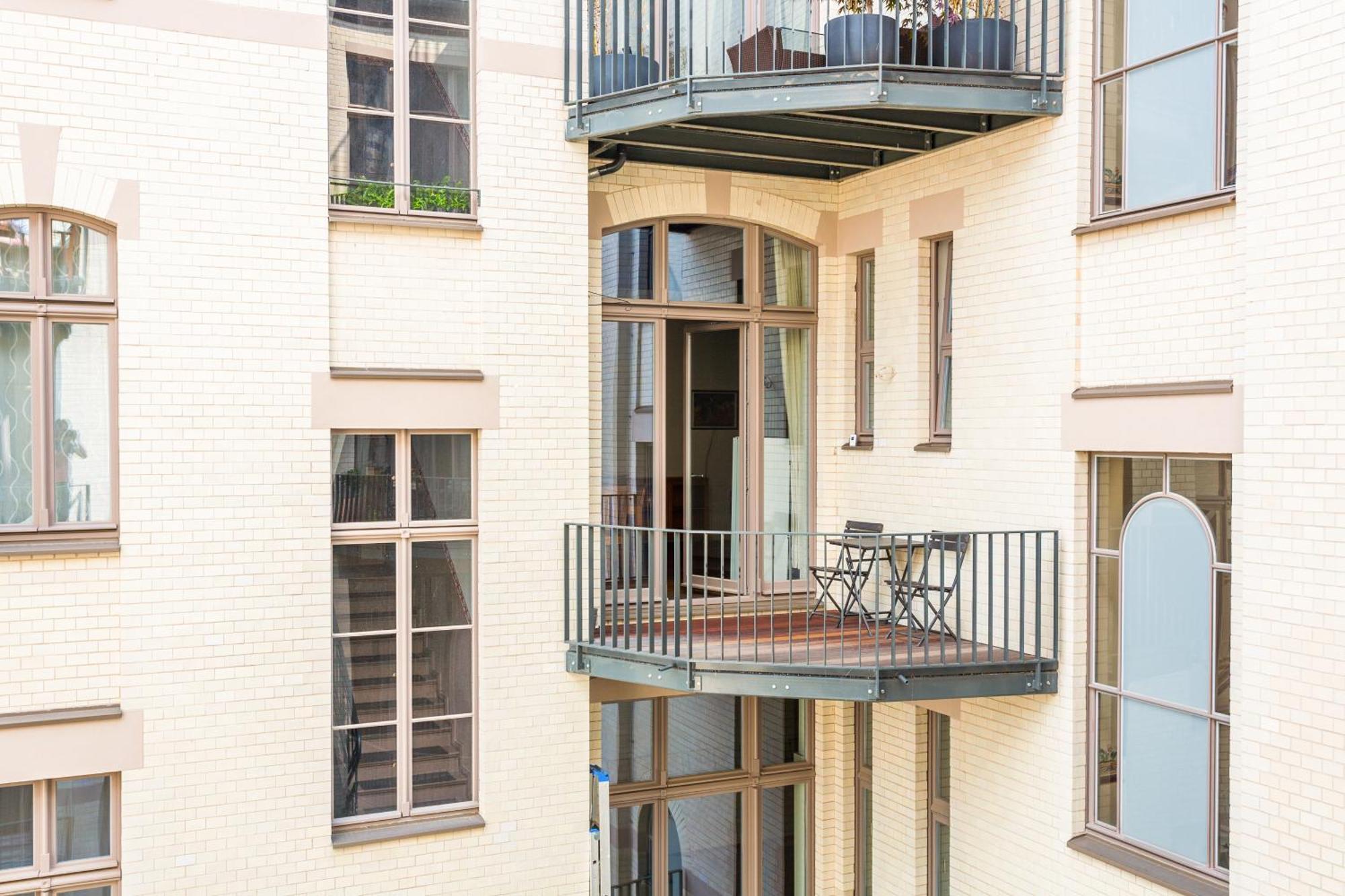 Aptc Downtown Monument4rent Near Checkpoint Charlie * Berlino