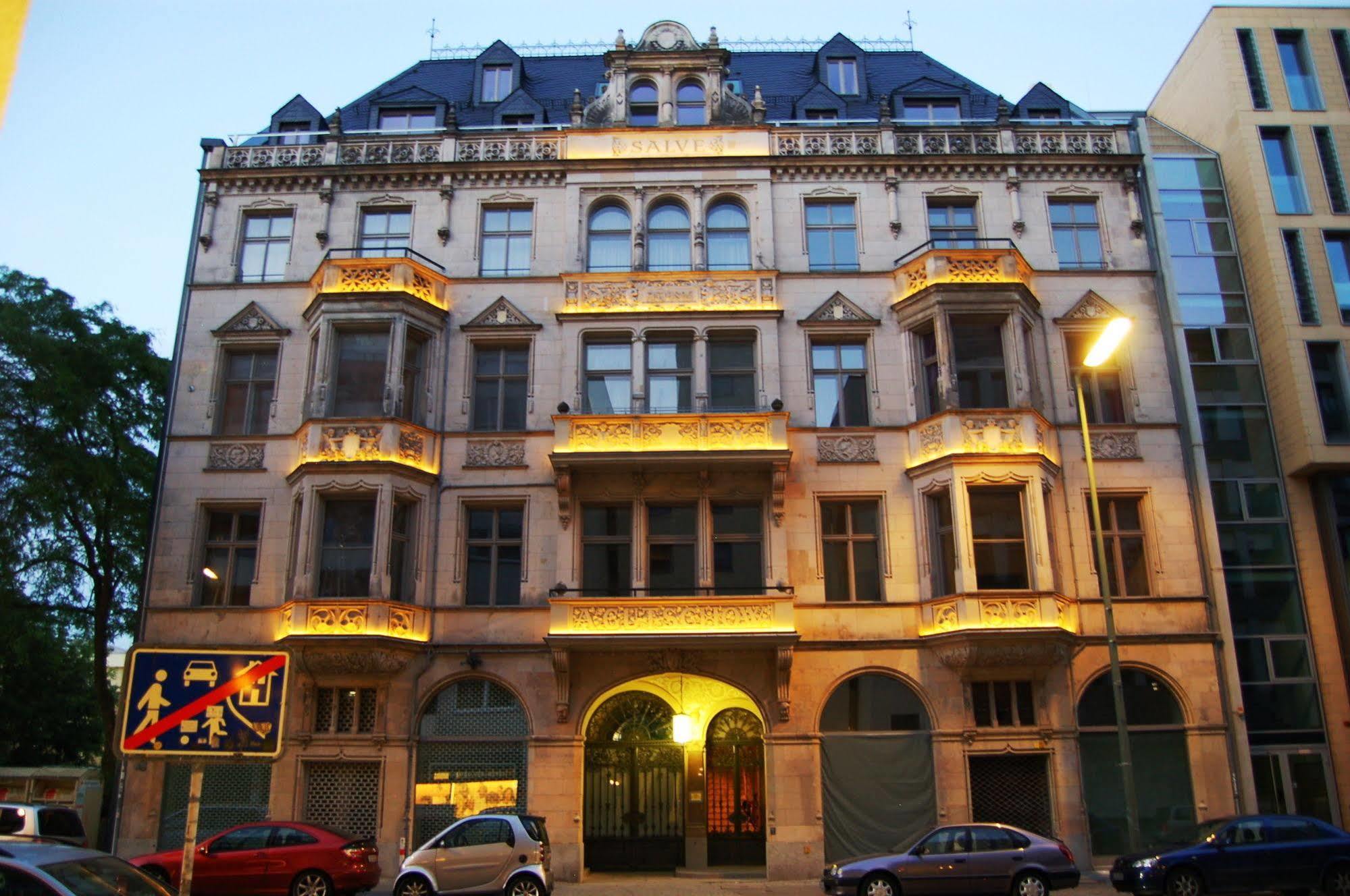Aptc Downtown Monument4rent Near Checkpoint Charlie Appartamento Berlino